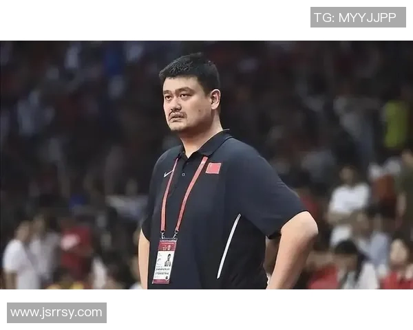 姚明提前归队助力球队重返巅峰期待新赛季精彩表现