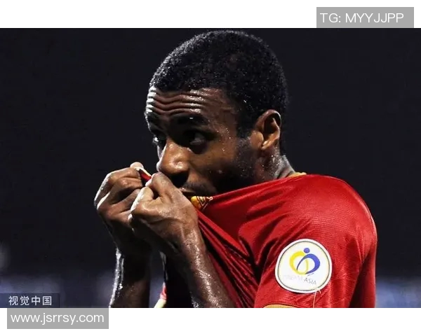 偶像背后那些鲜为人知的足球明星故事与人生旅程 偶像背后那些鲜为人知的足球明星故事与人生旅程