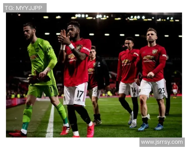 香港足球明星阵容揭晓球迷期待新赛季精彩表现与辉煌成就 香港足球明星阵容揭晓球迷期待新赛季精彩表现与辉煌成就