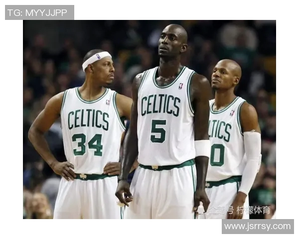 篮球明星拉塞尔的辉煌职业生涯与场外影响力全解析