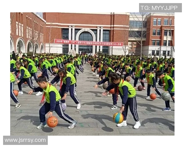 篮球明星携手中国健身达人共舞篮球操点燃全民运动热情